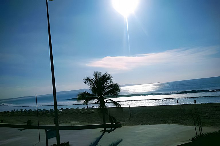 Flat 1A Vista panorâmica Mar com Piscina e wi-fi